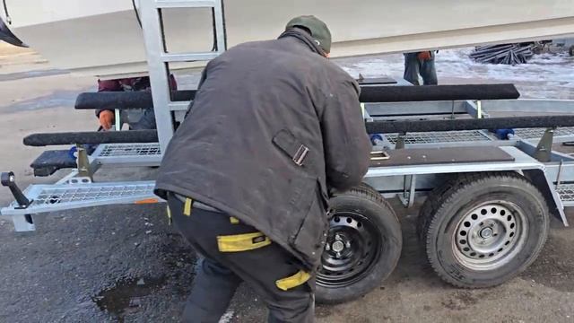 Причіп лафет човновий. Човен -Катер Магелан 530. Меркури