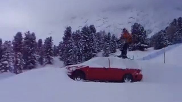Простой, но очень эффектный лыжный трюк
