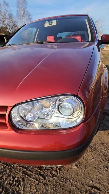 УСТАНОВКА СВЕТОДИОДНЫХ МОДУЛЕЙ «SRT compact» НА VOLKSWAGEN GOLF IV
