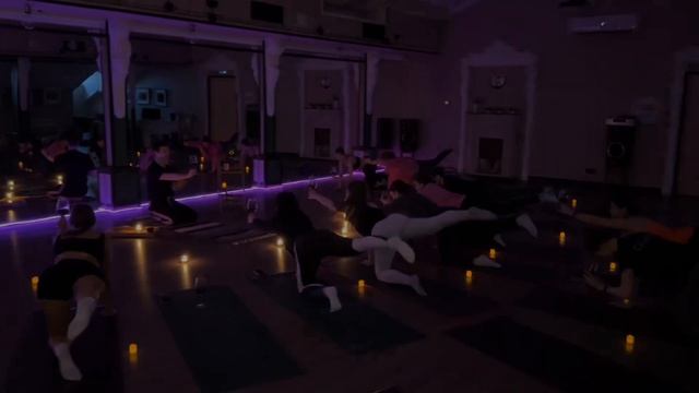 Корпоративная винная йога с ADVANCED FITNESS