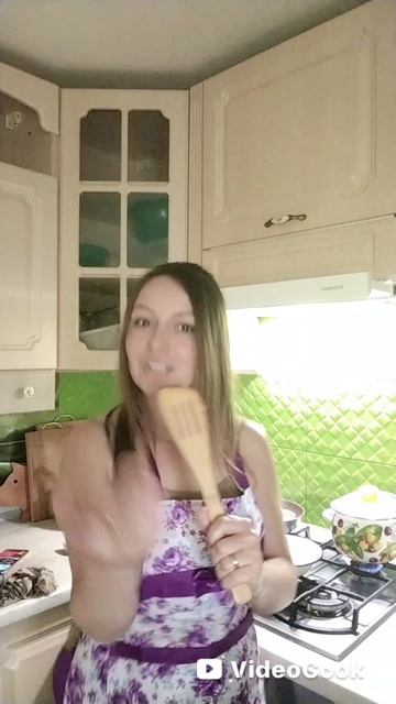 На кухне с музыкой 😁💃🤦🤪)))