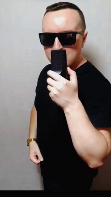 Universal MC😎
VK: https://vk.com/universal_mc_official 
Telegram: https://t.me/universa1denis