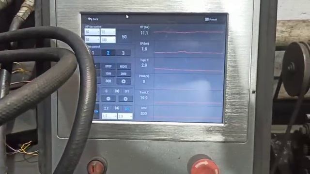 Проверка на стенде компрессора кондиционера Вольво 36001066
