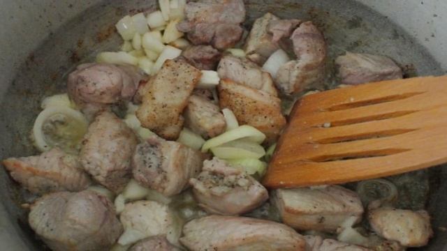 Жаркое из говядины с картошкой