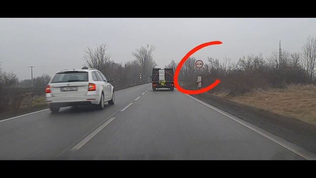 Két szabálytalankodó ...