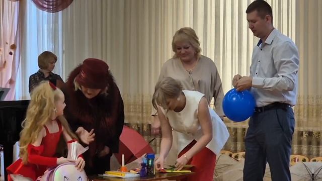 VID_20250529_212317_098