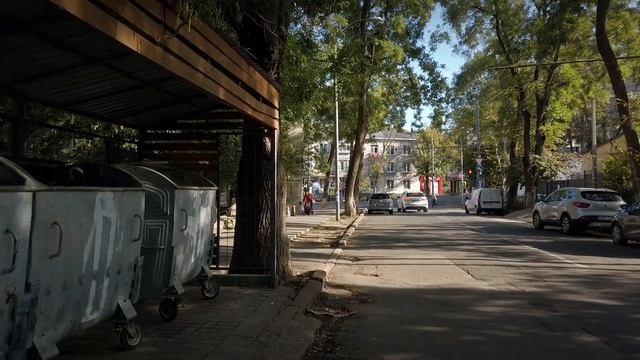 Кишинев 2024 осень, Телецентр, остановка Докучаева, идем