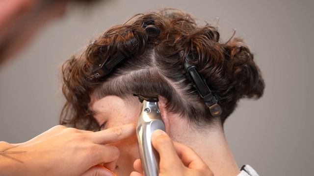 Trending Low Taper Fade Haircut Tutorial  (RUS)