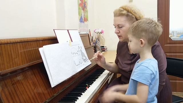Переход на традиционные ноты. Песенки: "Карамель", "Мальчик Митя" и др. с Марком