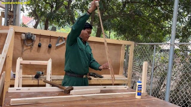 A 60-Year-Old Carpenter Restores A Traditional Asian Dish Rack From The Early 20th Century