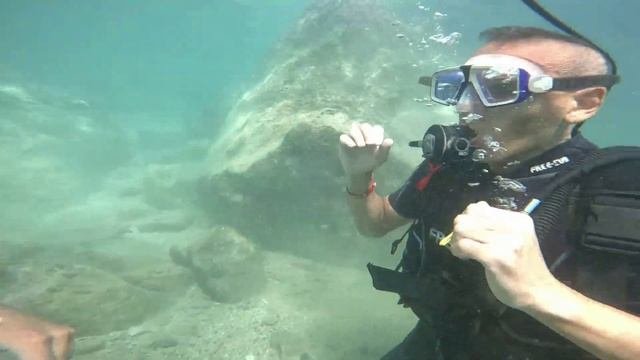 Заброшенный корабль на дне средиземного моря