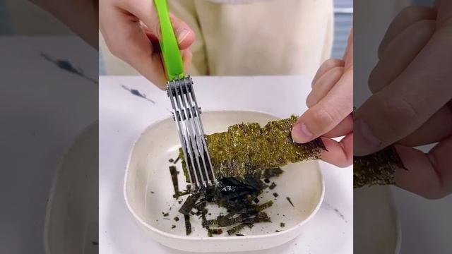 Кухонные ножницы для нарезки зелени в салаты, лука, петрушки и ДР