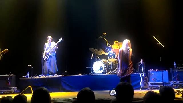 Warpaint (live @Главклуб, Москва 12.11.2013)