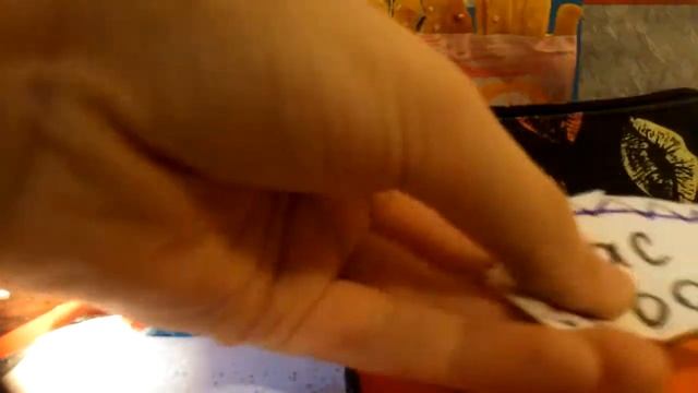 Открываю бумажные сюрпризы айфон и т.д.