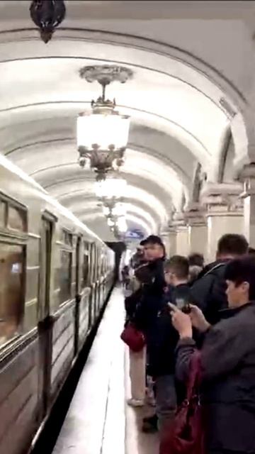 На кольцевой линии в метро прошел парад поездов