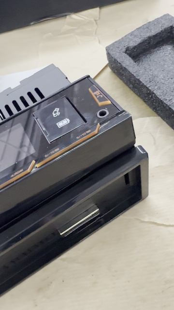 DL audio Barracuda HALF-DSP Head Unit
