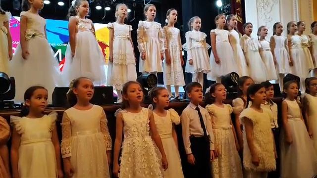 В. Шаинский, М. Матусовский "Крейсер Аврора", хор "Сереб?