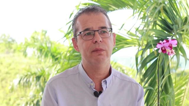 Меня не устраивает образование в области коммуникации, имеющееся в РФ. Поэтому я создал свою Школу