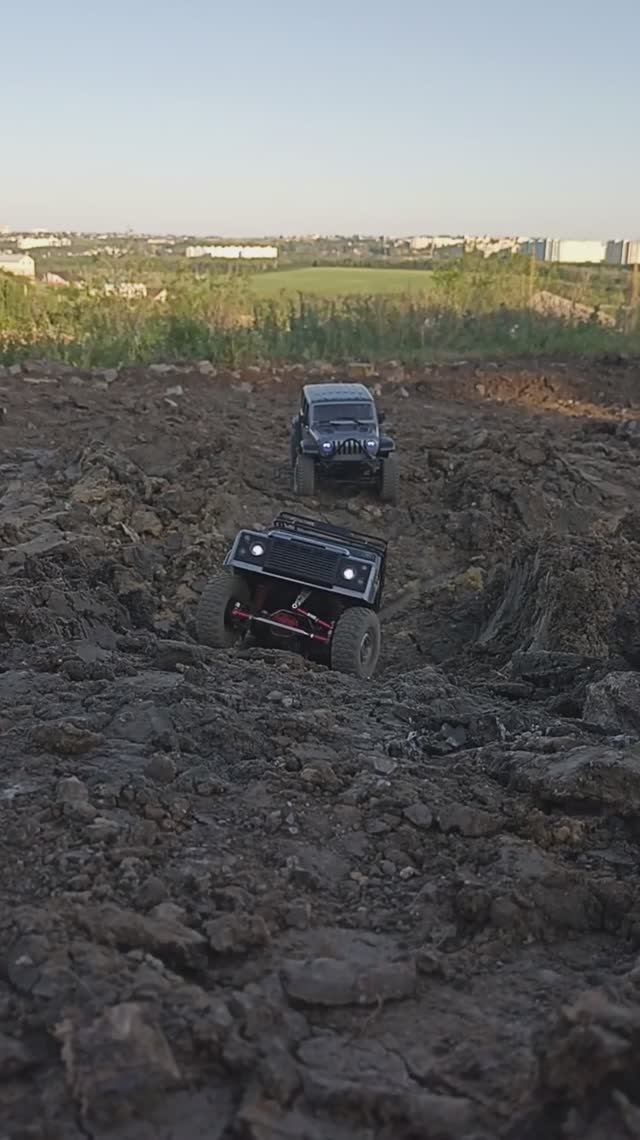 mn99s and mn128 crawling #rc #rccar #rccars #crawler #4x4rc #scale #mn99s #mn128 #rcfun #mnmodel