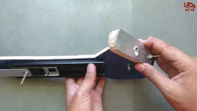 How to Make an Automatic Hacksaw at Home