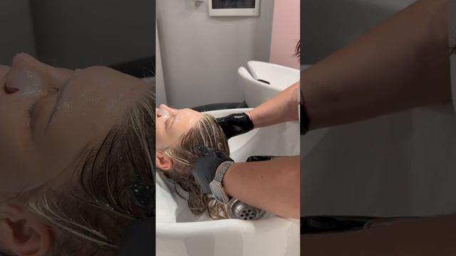 VID_20250530_215649_144.mp4