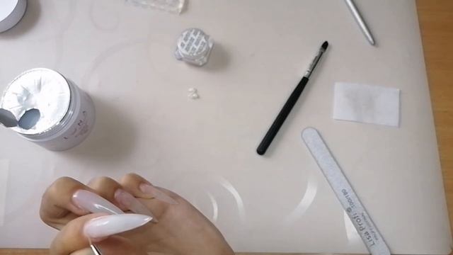 делаю ногти с объёмными фигурками💅🏻 моё первое виде