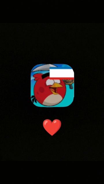 Angry birds fight crimea port