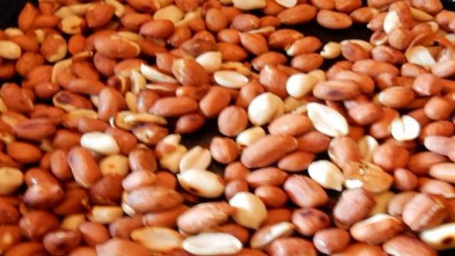 Творожные рулетики с арахисом