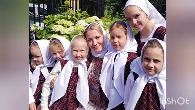 Юлия Славянская - "Время мчится  вперед".