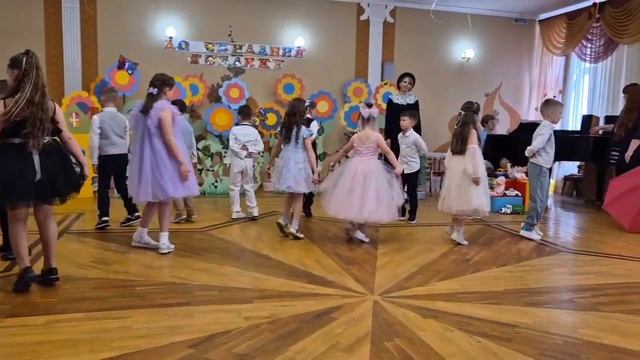 Весёлые частушки от родителей