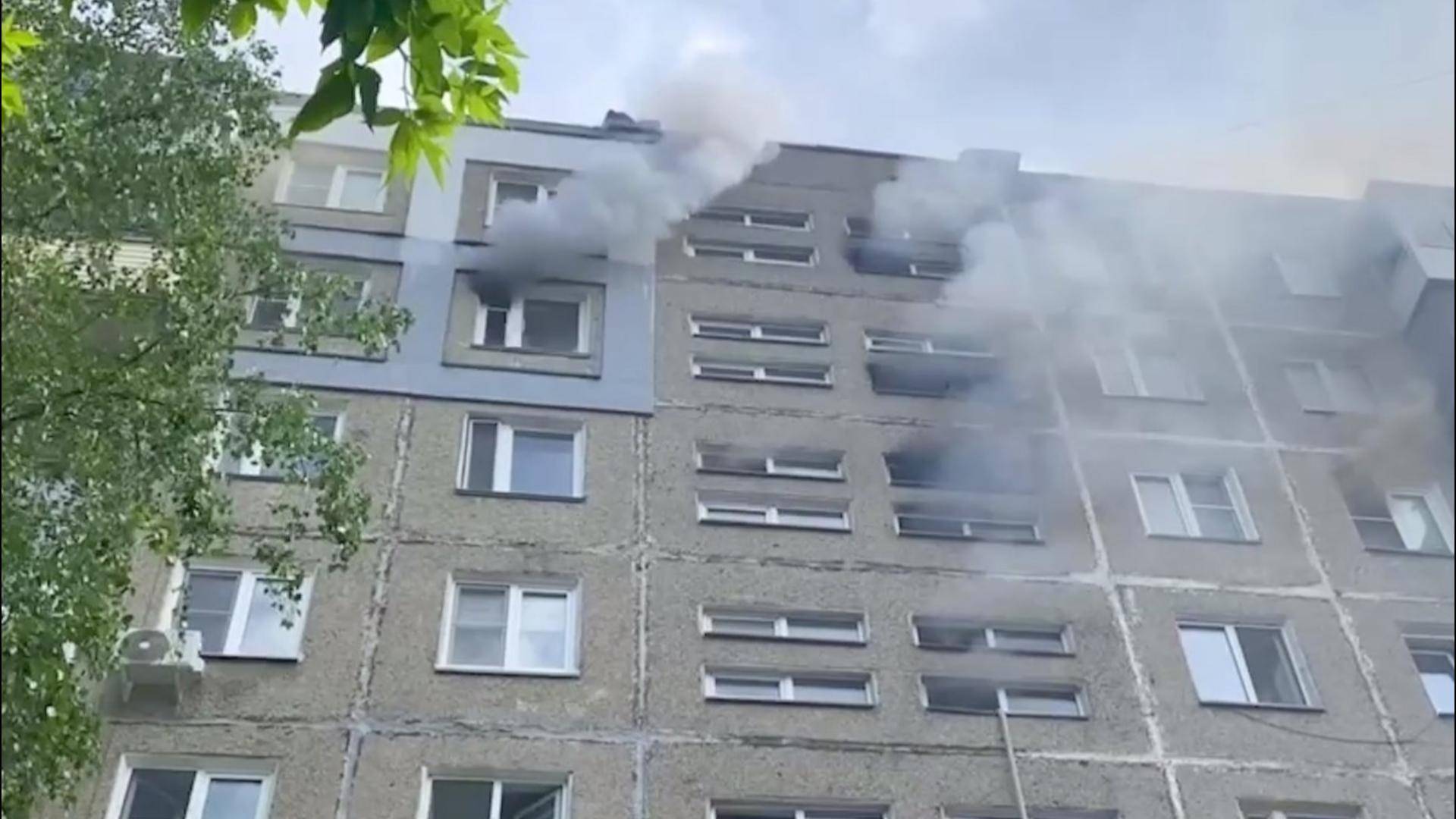 В Нижнем Новгороде загорелся жилой дом