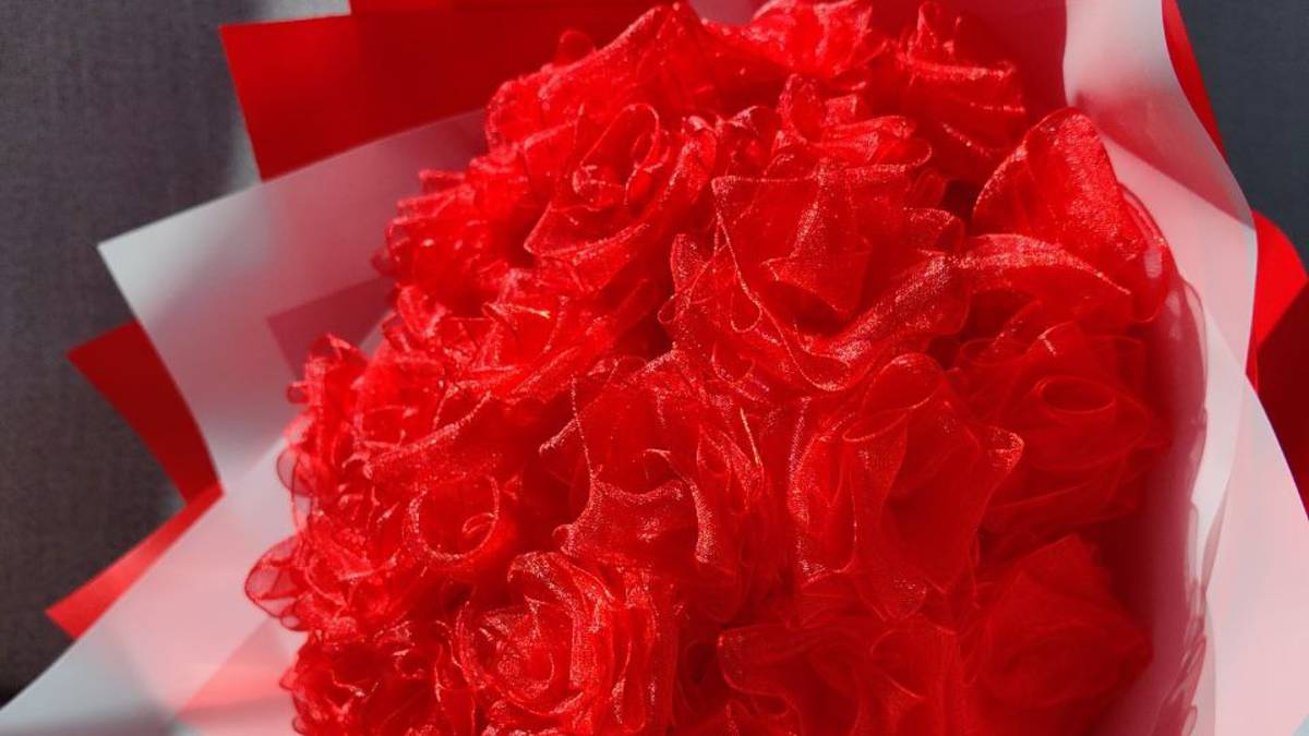 Букет из роз арт ВБ 428753328
Сборка букета из ленточных роз