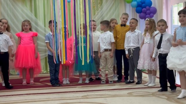 Выпускной 30 мая 2025
Детский сад #52 “Лебедушка”