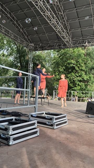Танец"Две сестры"  . до слез...