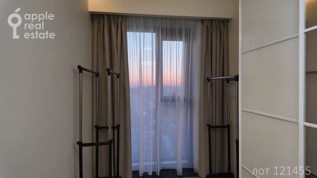 Ничего лишнего: 84 кв.м в аренду. 3 комнаты. Подземный па?