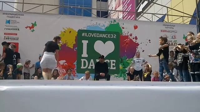 ...vs Иван Булохов ( win) |фестиваль танца I LOVE DANCE 32 | Hip-Hop Kids