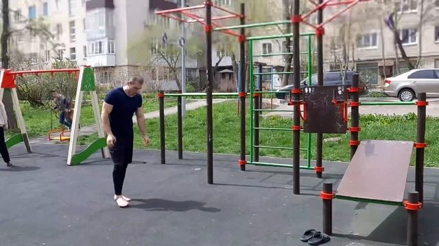 Город Ставрополь. Подтягивания на Турнике, отжимания
