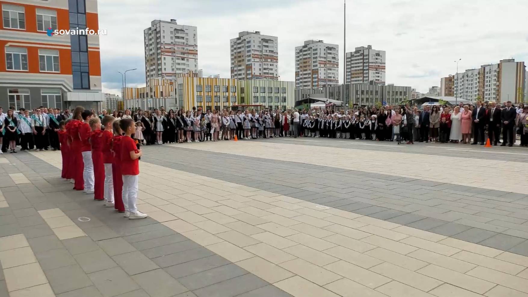 Последний звонок, ремонт школы и лучшие предприниматели. Хорошие новости Волжского района