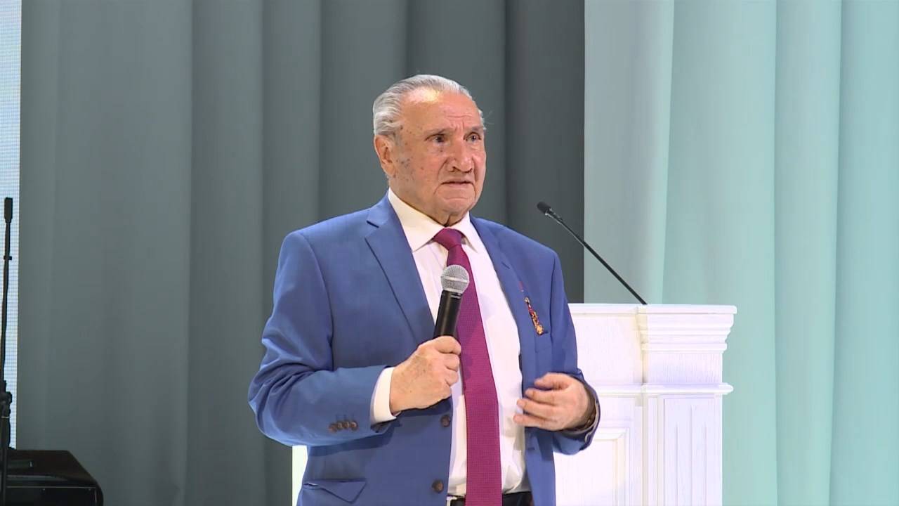 Казбек Коков принял участие в торжественном собрании в честь 95-летия Исхака Машбаша