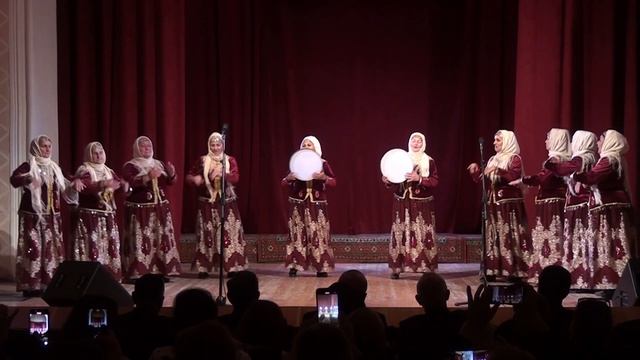 Halay folklor xalq kollektivi ( Rəşid Behbudov adına Mahnı Teatrı )