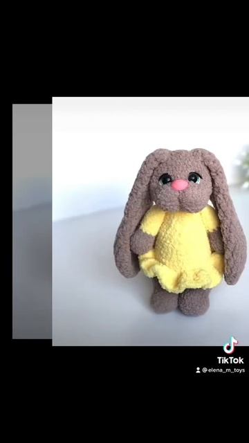 Зайчик вязаный крючком