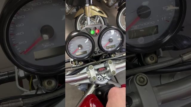 DUCATI MONSTER 620 2002г. Красный