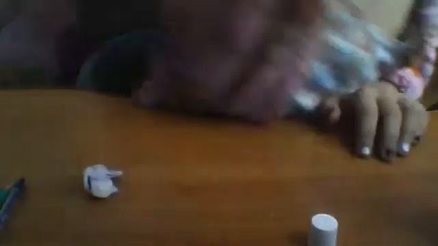 Как красить ногти