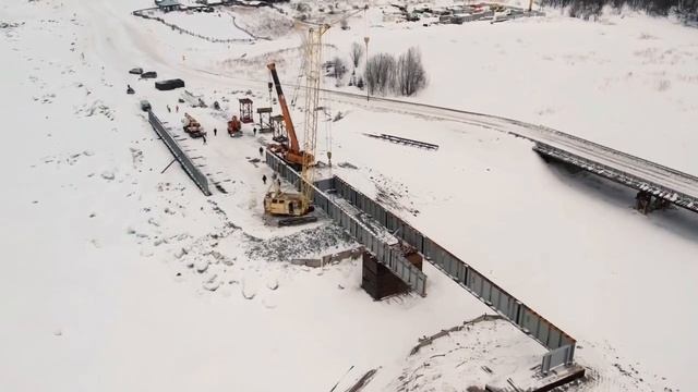 Строительство дороги вдоль правого берега Енисея