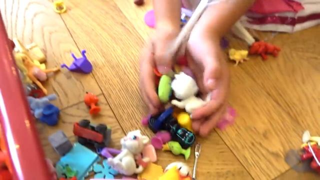 Мисс Кэйти и Мистер Макс (Miss Katy) Katy and make-up toys for girl