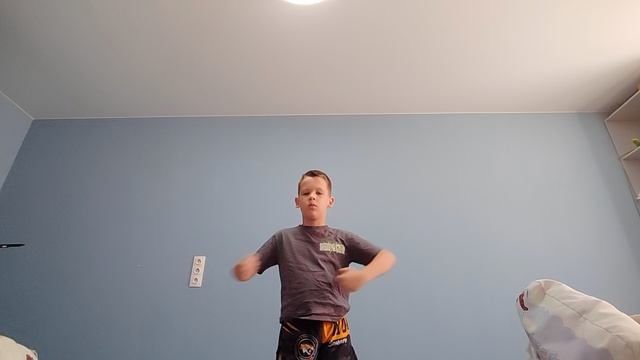 VID_20250530_073333.mp4