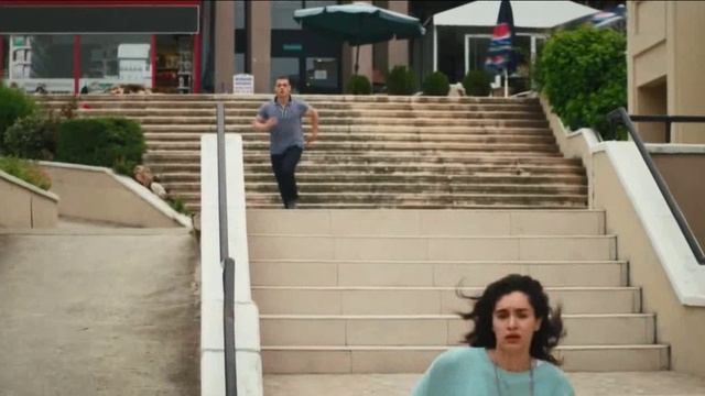 В ожидании солнца клип Kupa Kızı Sinek Valesi Зейнеп  Керем-в эти глаза