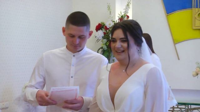 7 пар поєднали свої долі в День закоханих