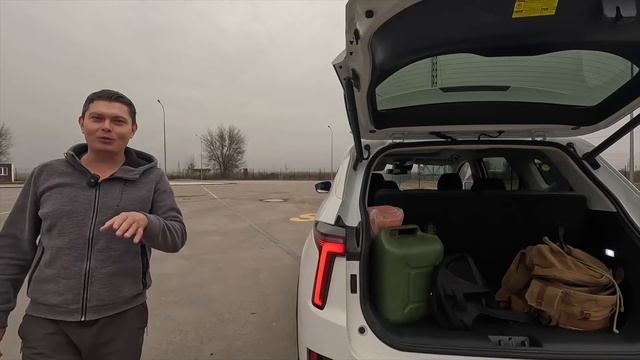 капитанские сиденья - это не роскошь, JAC JS8 пробует там,