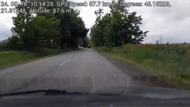 Ámokfutó aki majdnem frontálisan ütközik!!!!